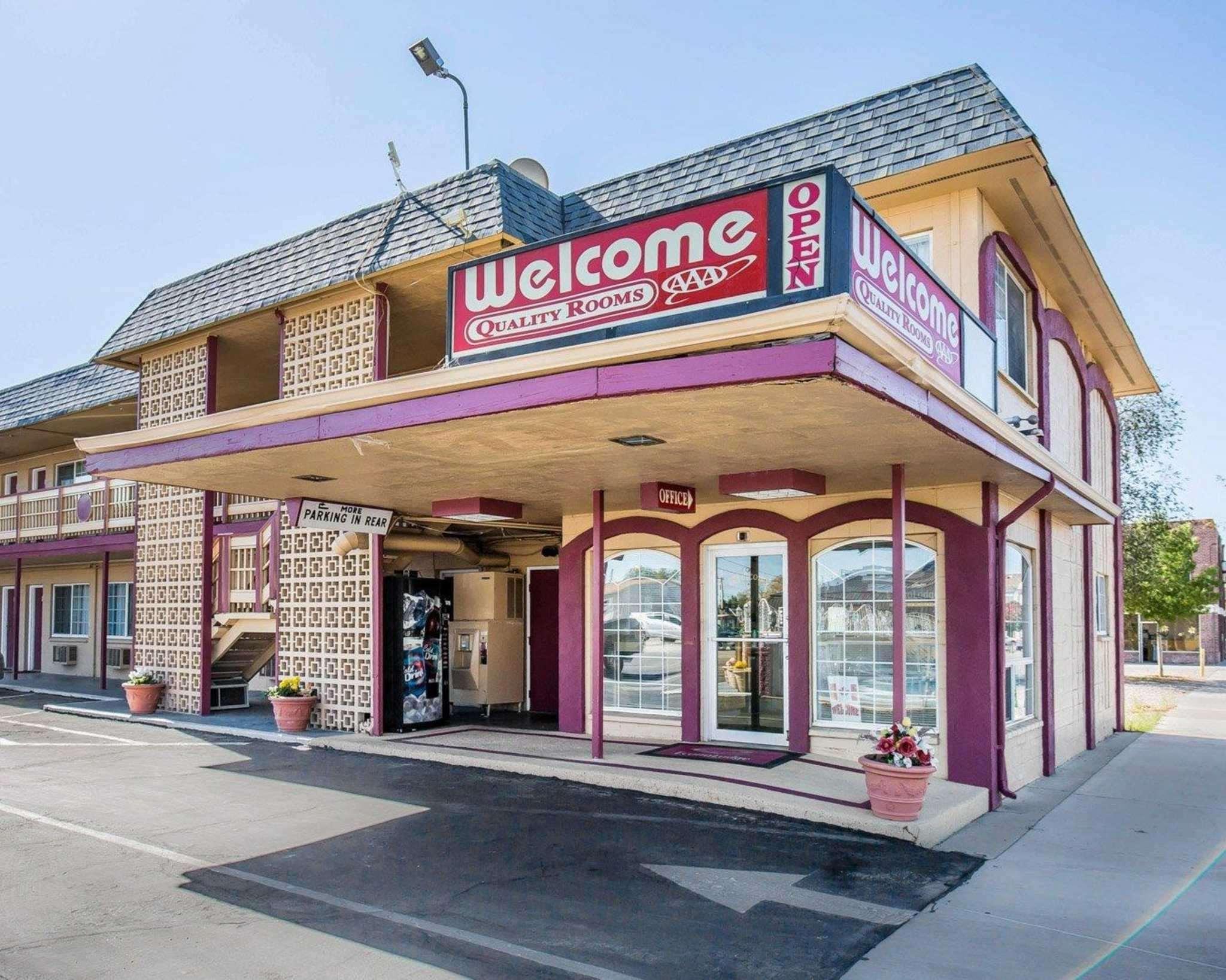 Econo Lodge Fallon Naval Air Station Area Экстерьер фото