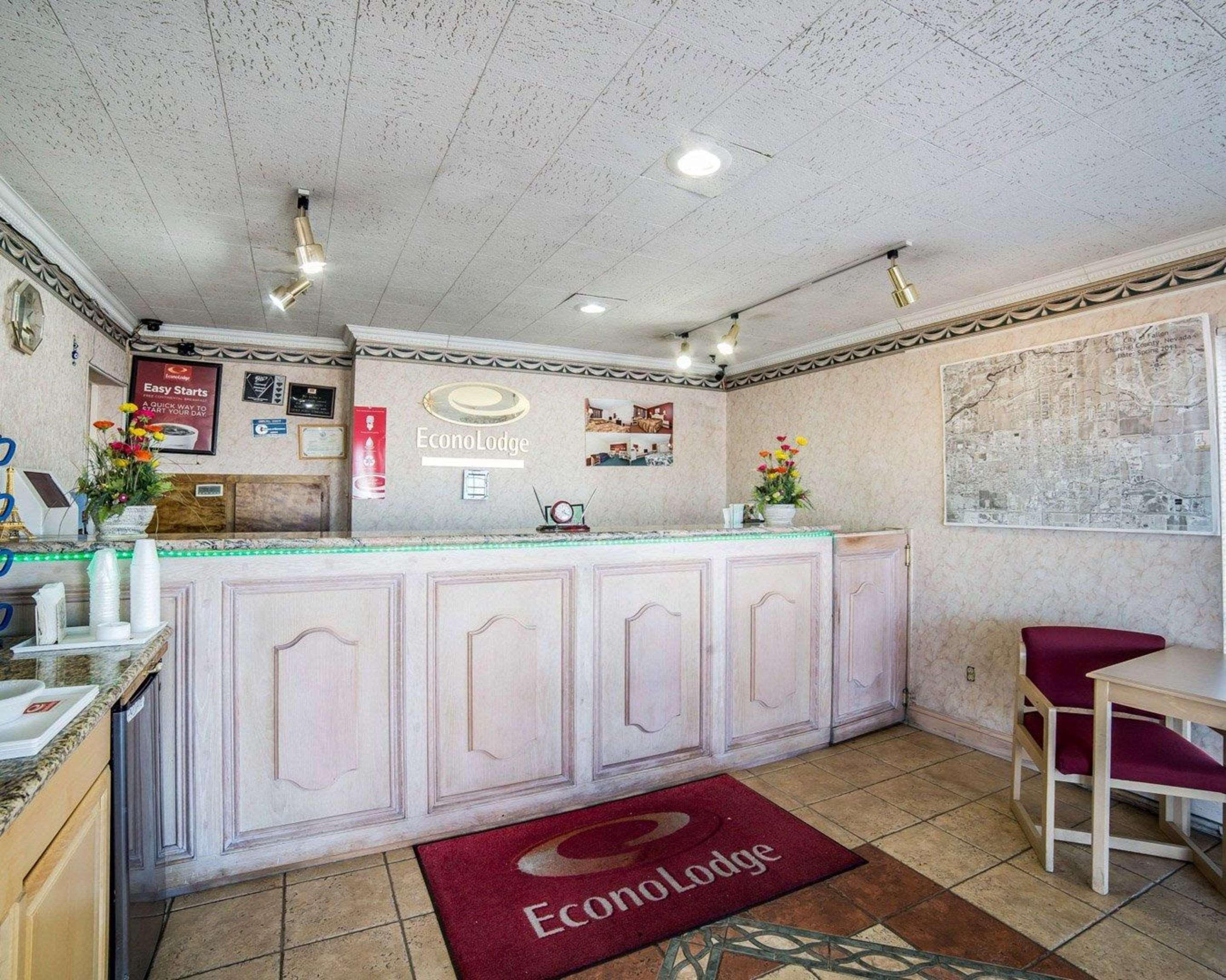 Econo Lodge Fallon Naval Air Station Area Экстерьер фото
