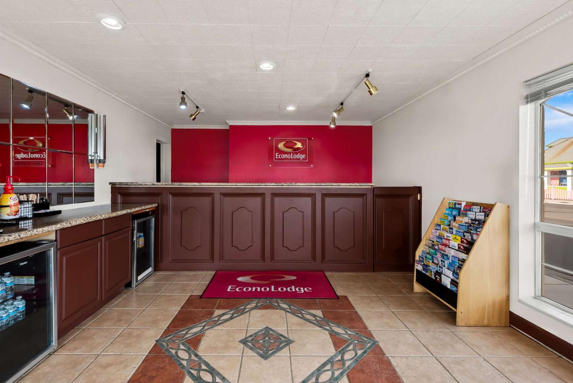 Econo Lodge Fallon Naval Air Station Area Экстерьер фото