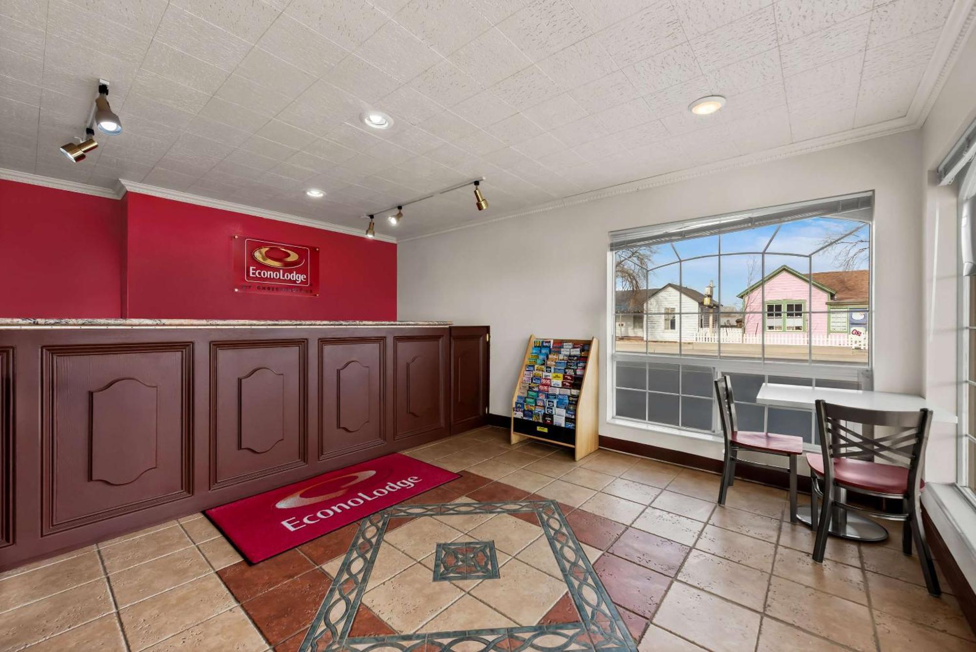 Econo Lodge Fallon Naval Air Station Area Экстерьер фото